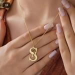 سلسله الحروف الكابلز الساده